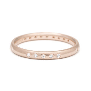 Scattered Diamond Gold Band