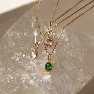 Petite Oval Necklace | 14k | Emerald