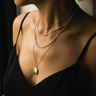 Small Curb Chain Necklace With Floating Diamond | 14k