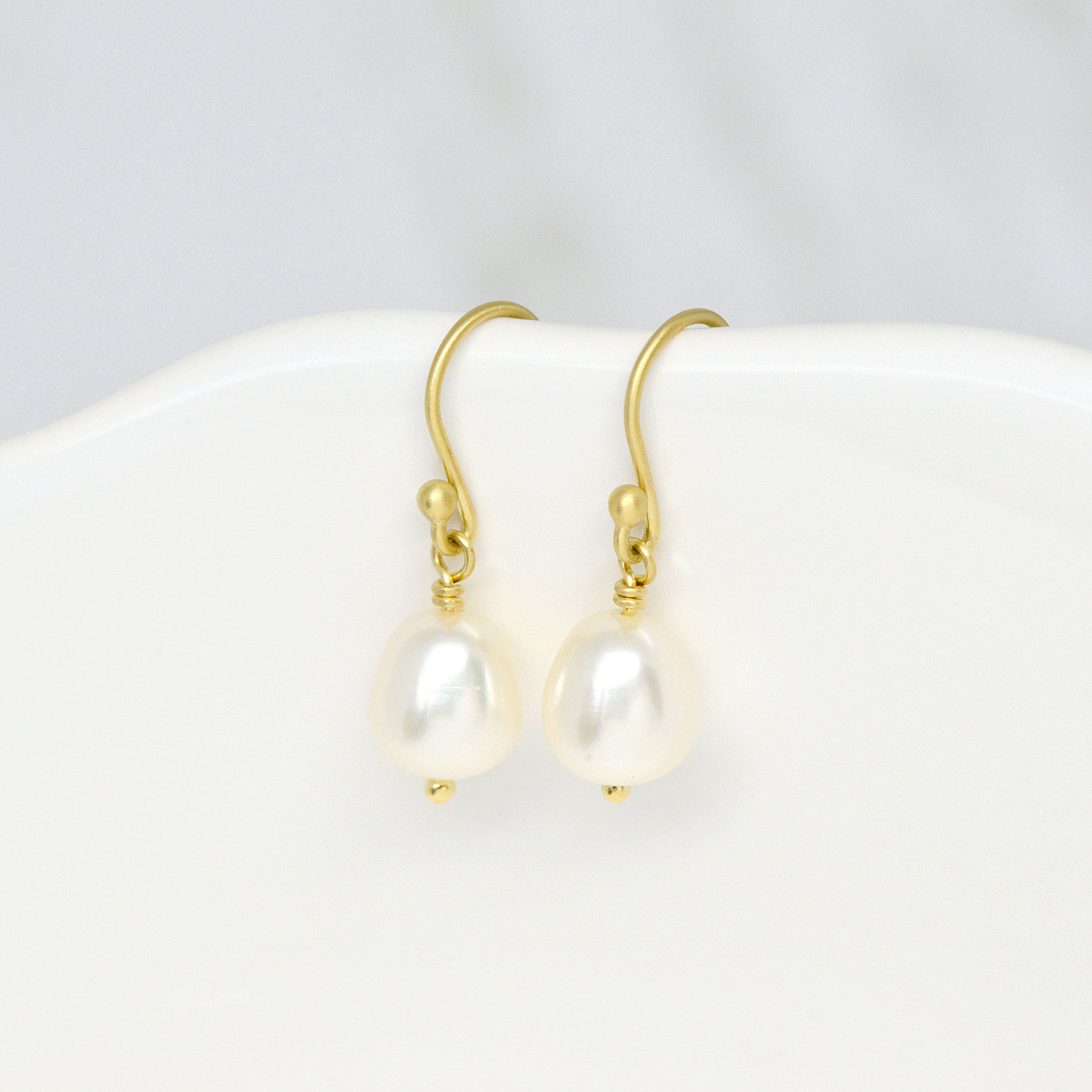 Fine jewelry pearl discount earrings