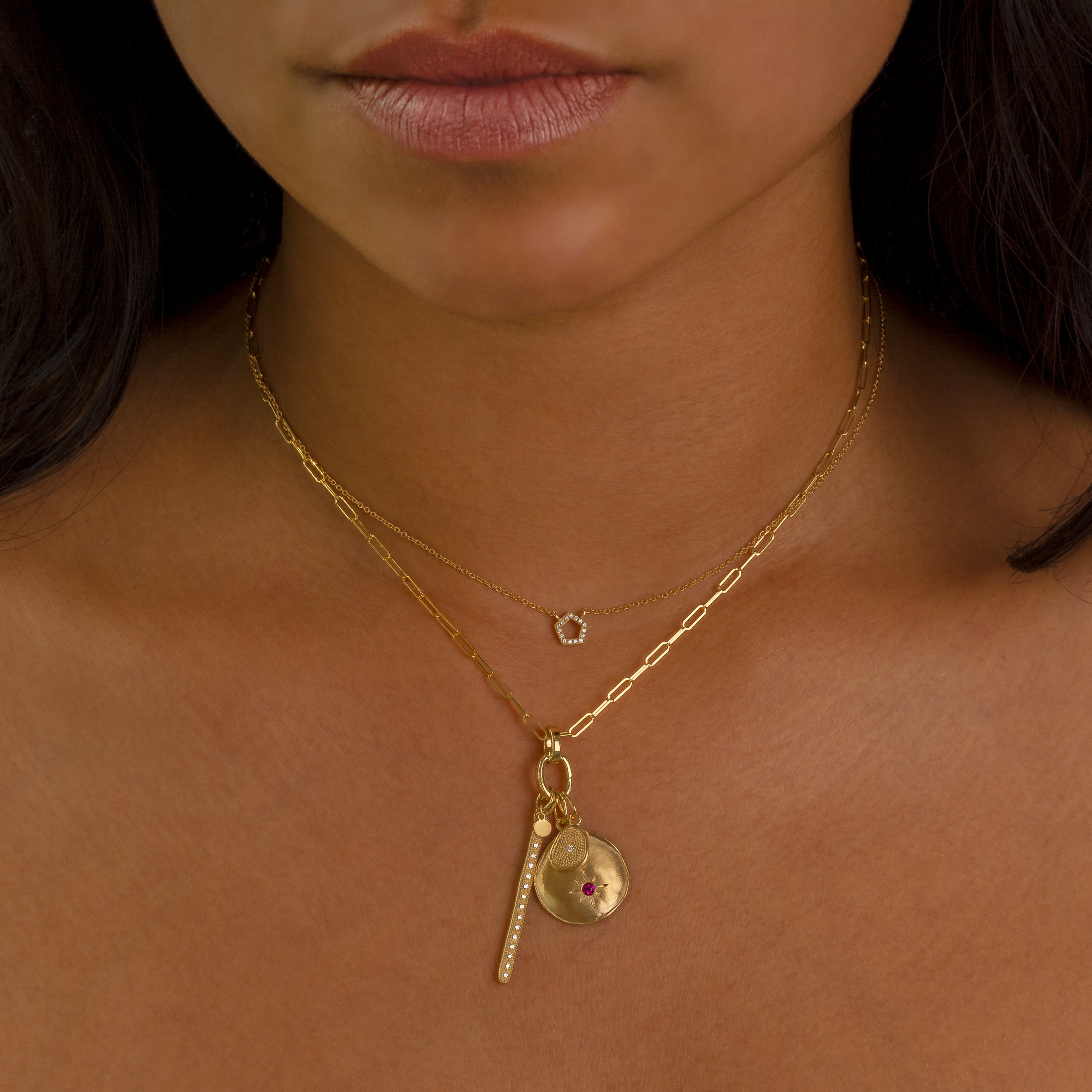 Fine necklace store with small pendant