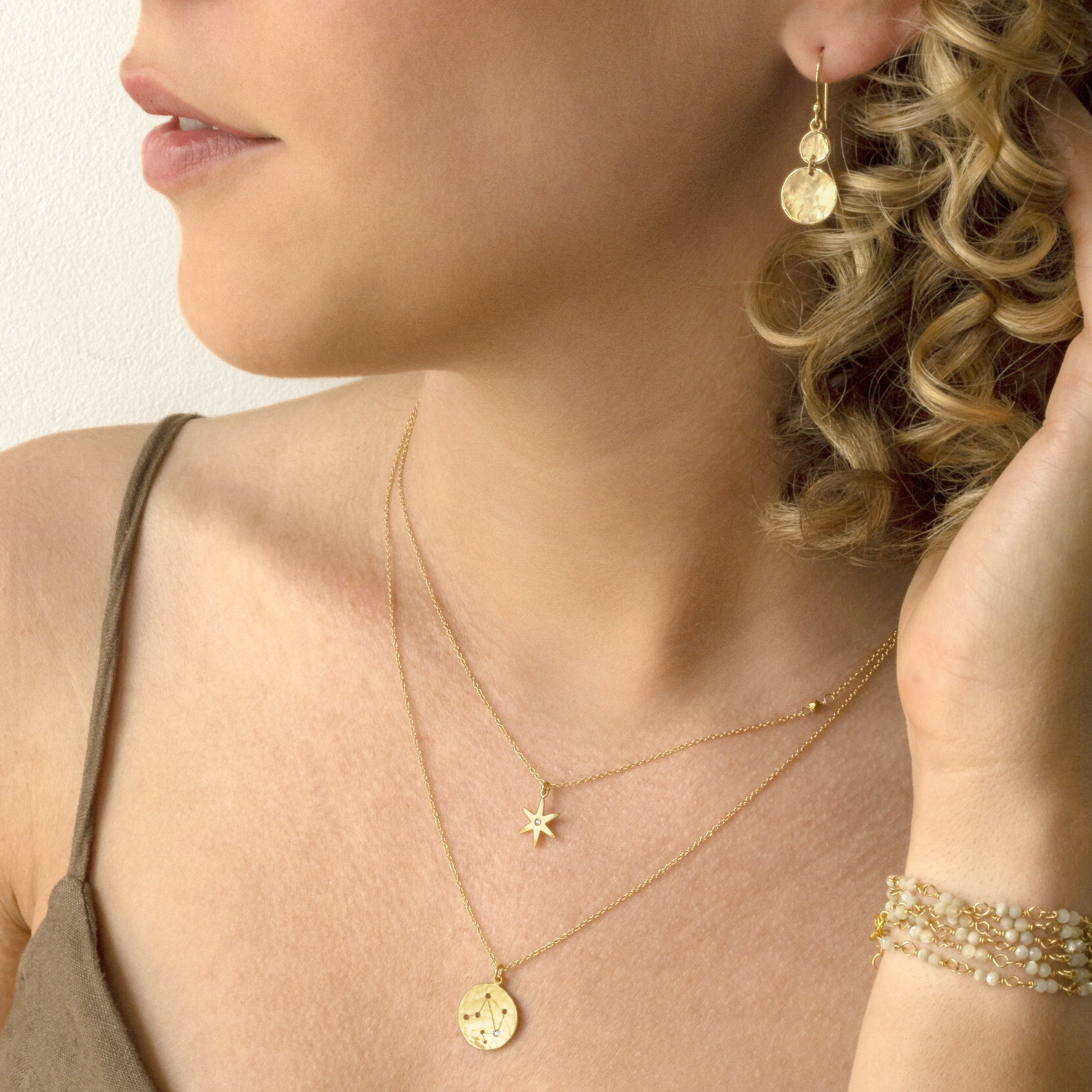 Mejuri hotsell star necklace