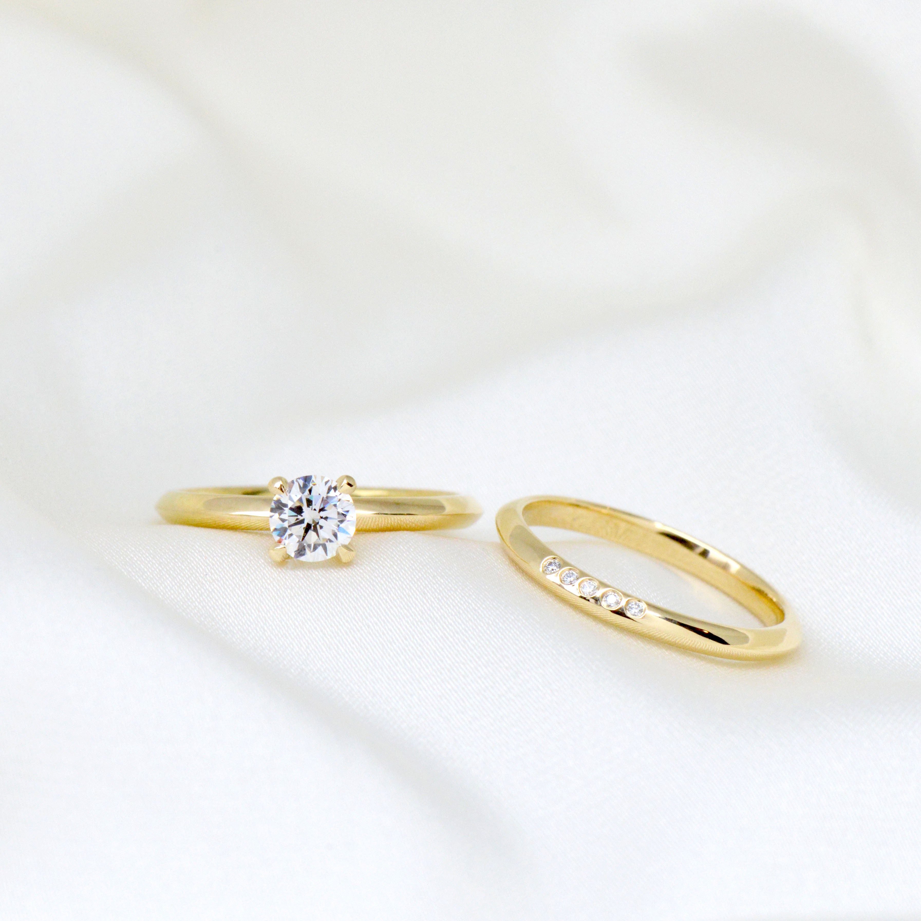 Knife edge diamond wedding band on sale
