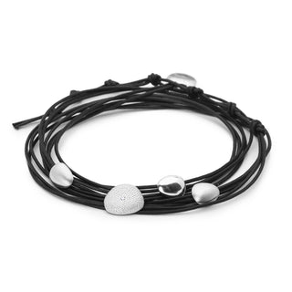 Black Linen Cord Four Petal Diamond Bracelet