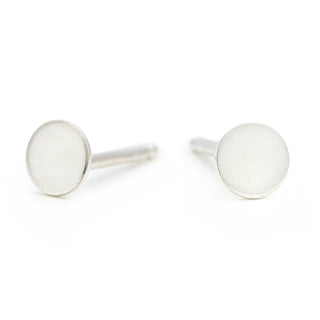 Flat Dot Stud Earrings - 4mm - Silver